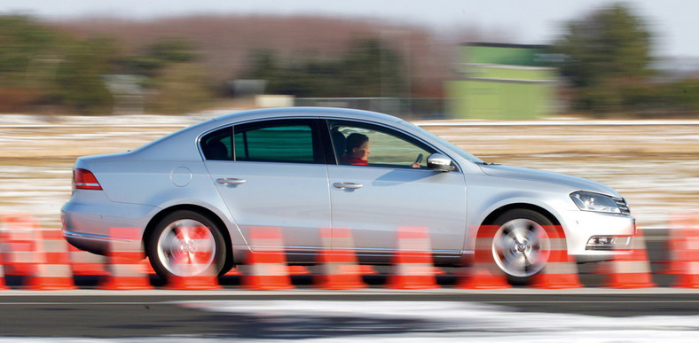 Czy Peugeot 508 pokona Volkswagena Passata?