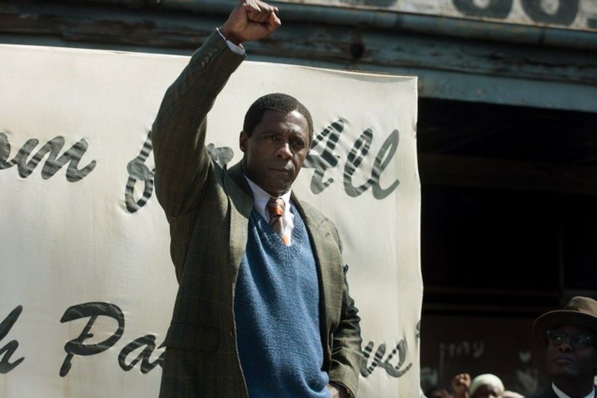 "Mandela: Droga do wolności": Tym razem bez pomników [RECENZJA]