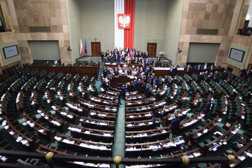 Kaczyński i Szydło zamknęli się w gabinecie