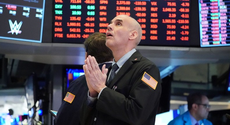 The bull case for stocks is still alive, but it's on increasingly shaky ...