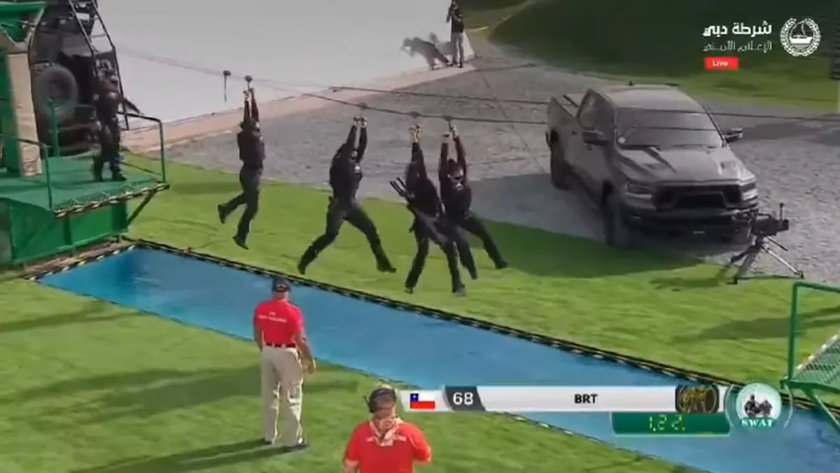 Chilijski zespół SWAT na zawodach w ZEA