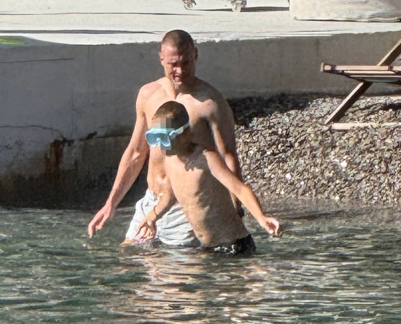 Nemanja Vidić sa sinom