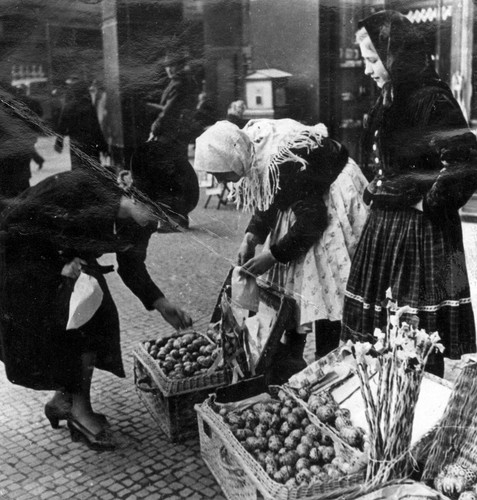 Okres przed Wielkanocą 1944 roku