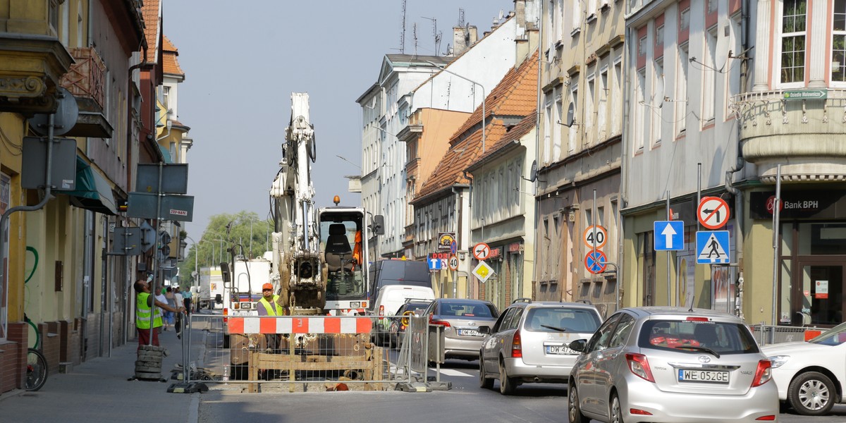 utrudnienia na sredzkiej