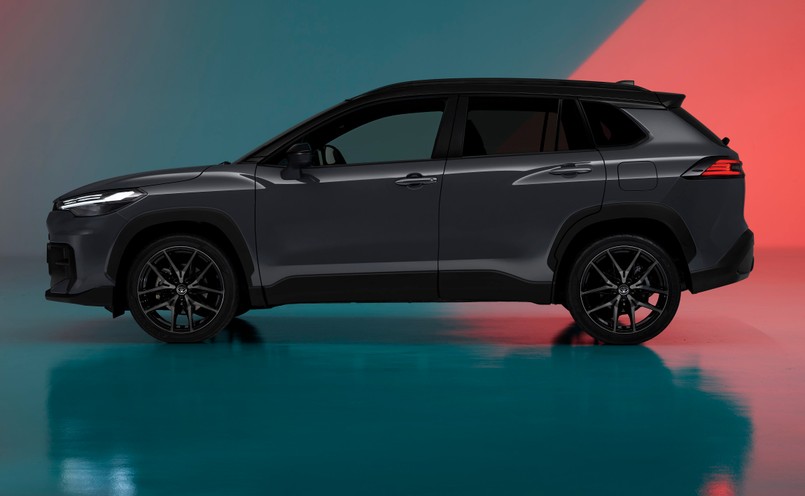 Nowa Toyota Corolla Cross 2025