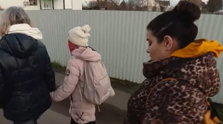 Naponta 7 kilométert gyalogolnak a gyerekek az iskolába Tiszavasvárin / Fotó: RTL