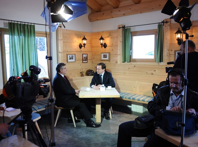 Prezent Komorowski udziela wywiadu TVP