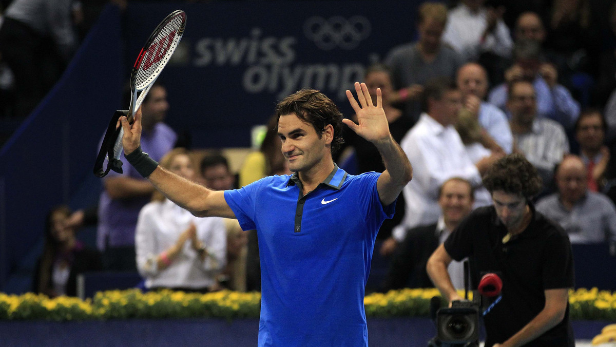Jerzy Janowicz przegrał z Hiszpanem Davidem Ferrerem finał turnieju w hali Bercy, ale Paryż opuszczał jako zwycięzca na wielu polach. Świetny występ 21-letniego polskiego tenisisty docenił najsłynniejszy tenisista świata Roger Federer.