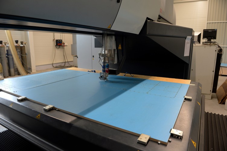 Jak powiedział dziennikarzom dyrektor KPT, Szymon Mazurkiewicz na terenie parku prowadzone są kolejne projekty inwestycyjne. „Został właśnie podpisany akt notarialny z firmą holenderską Tegeno, która kupiła od nas 12 tys. kwadratowych gruntów. Powstanie tu zakład produkcyjny o powierzchni 3,5 tys. metrów kw. zajmujący się produkcją narzędzi dla branży papierniczej”. Do końca czerwca inwestor ma uzyskać wszystkie niezbędne decyzje administracyjne, które poprzedzą siedmiomiesięczny proces inwestycyjny. „Można się spodziewać, że na koniec pierwszego kwartału 2017 roku ta firma uruchomi działalność operacyjną” – dodał. Pracę ma tam znaleźć ok. 70 osób.