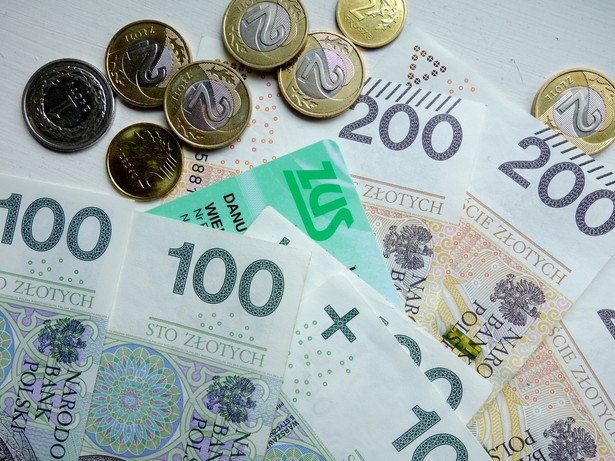 Takie przelewy dostanie dzisiaj 913 tys. seniorów. Reszta w kolejnych dniach