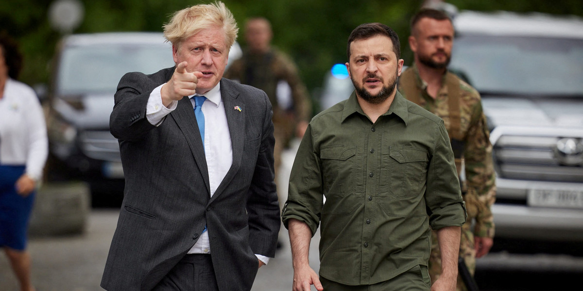 17 czerwca 2022 r. Boris Johnson (58 l.), jeszcze jako premier Wlk. Brytanii, w Kijowie z prezydentem Ukrainy Wołodymyrem Zełenskim (44 l.)