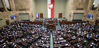 Zdumiewające znalezisko w damskiej toalecie w Sejmie. Odkryła je dziennikarka