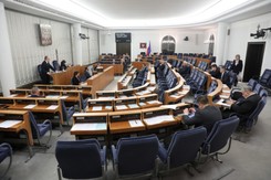 Karczewski: PiS nie poprze poprawek KO. One rujnują budżet i Polskę