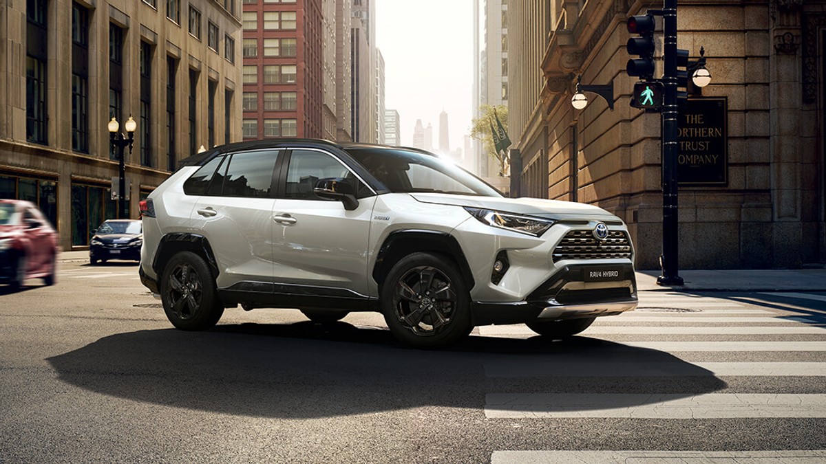 Toyota RAV4 Comfort sprawdzony SUV do miasta