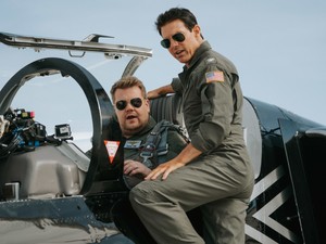 Tom Cruise elvitte egy körre a James Cordent a vadászgépén - és túlélte