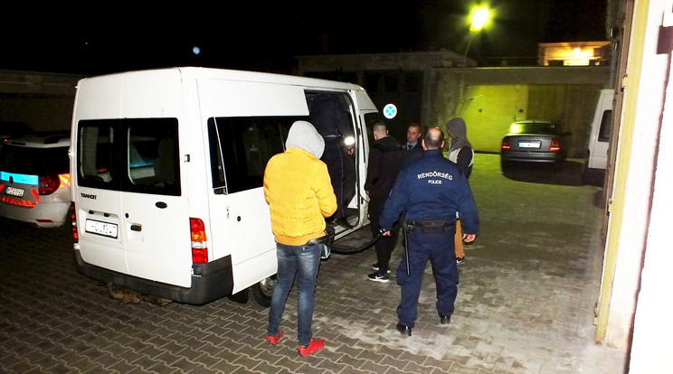 Fél napon belül elfogták a gyanúsítottakat / Fotó: police.hu