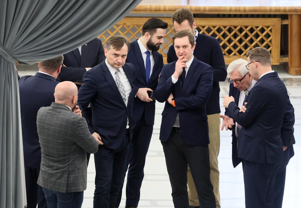 Posiedzenie Sejmu IX kadencji. Od lewej: Zbigniew Ziobro, Norbert Kaczmarczyk, Sebastian Kaleta i Tadeusz Woźniak, Warszawa, 13 stycznia 2023 r.