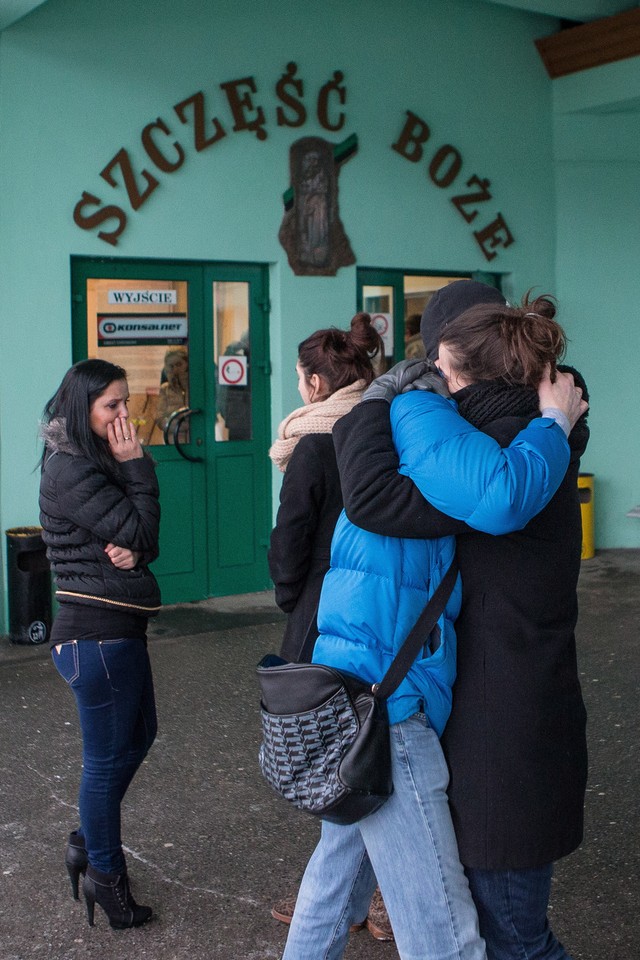 Zasypani górnicy spotkali się z bliskimi