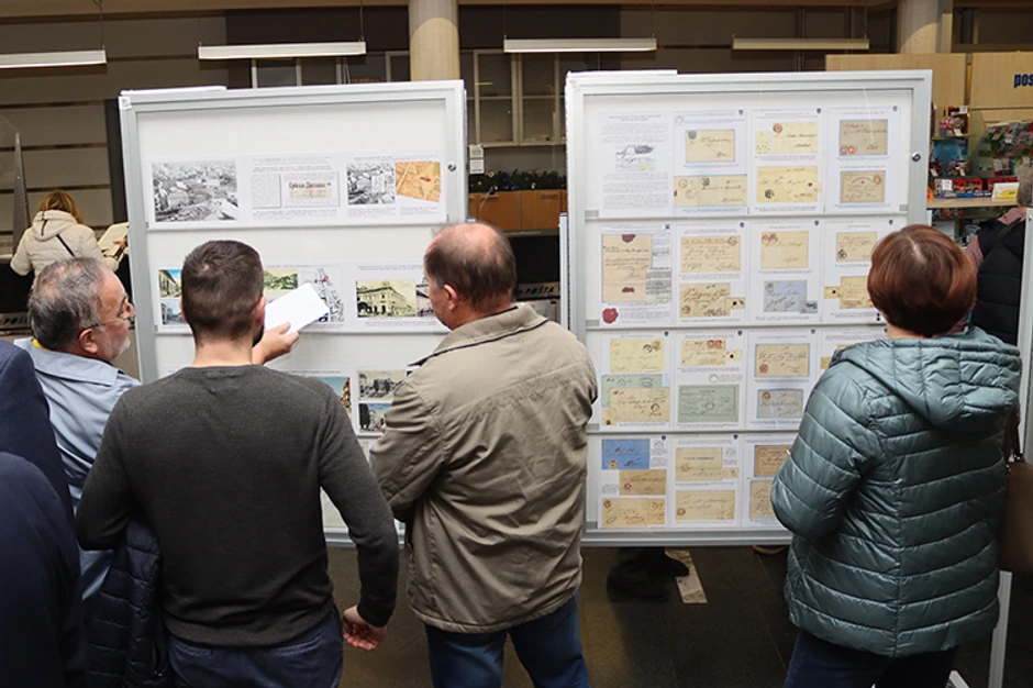 Izložba filatelista povodom otvaranja prvih pošti u Novom Sadu i Petrovaradinu