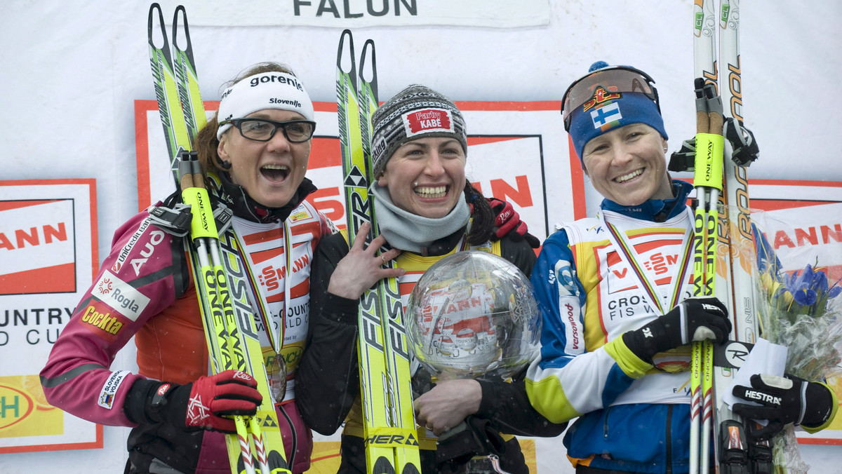Justyna Kowalczyk zdobyła Kryształową Kulę za zwycięstwo w klasyfikacji generalnej Pucharu Świata w biegach narciarskich w sezonie 2008/09. Polka wygraną zapewniła sobie w finale PŚ. Kowalczyk wygrała ostatni w sezonie cykl zawodów i w klasyfikacji generalnej wyprzedziła Słowenkę Petrę Majdic. To największy sukces w historii polskich biegów narciarskich.
