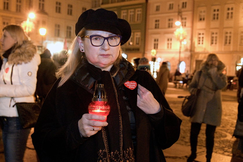 Wrocławianie oddali hołd Pawłowi Adamowiczowi