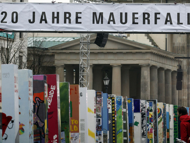 Niemcy świętują 20 rocznicę zburzenia muru berlińskiego.