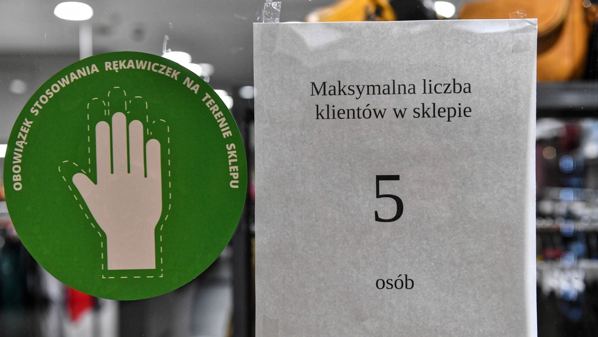 "Rzeczpospolita": Zapaść w ofertach pracy największa w historii