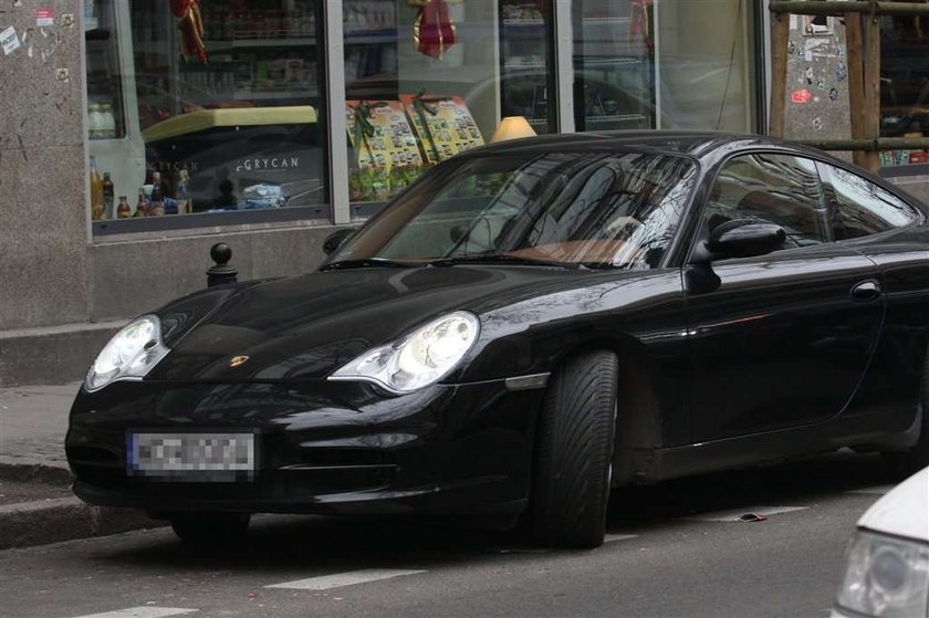 Prezenter TVN jeździ porsche. I ma problem! Jaki?