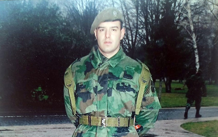 Stefan Bogdanović se dobrovoljno prijavio za služenje vojnog roka 2007. godine