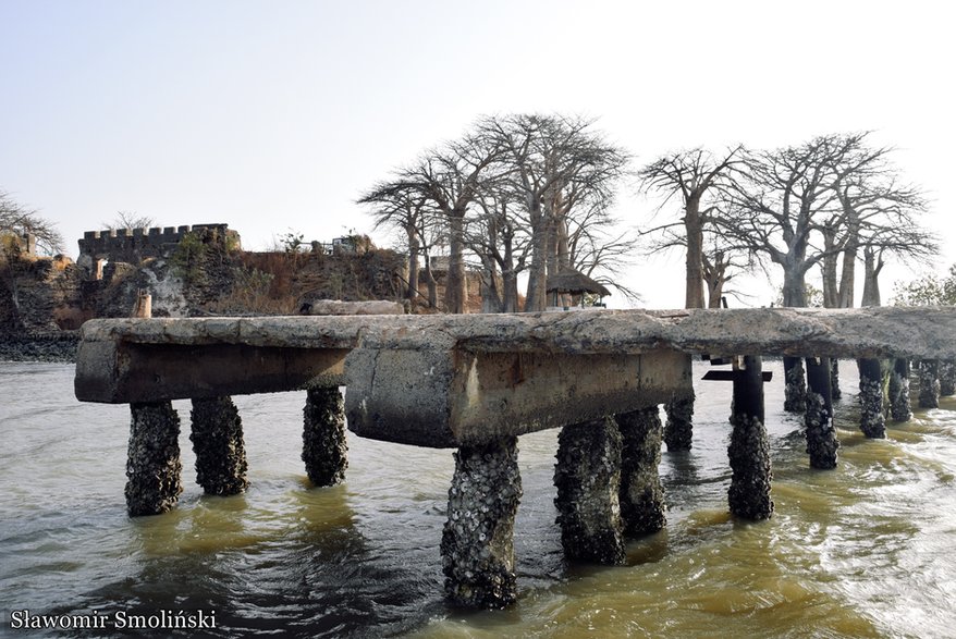 Kunta Kinteh Island - Wyspa niewolników