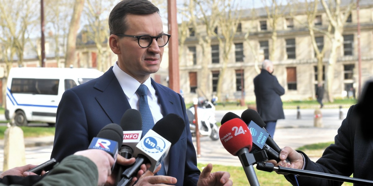 Premier Mateusz Morawiecki podczas spotkania przywódców europejskich we Francji