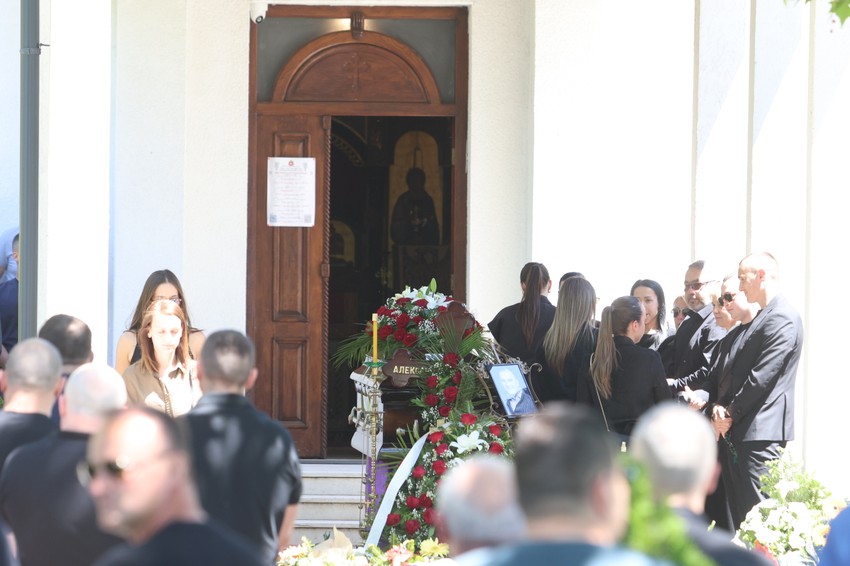 Sahrana Aleksandra Nešovića 