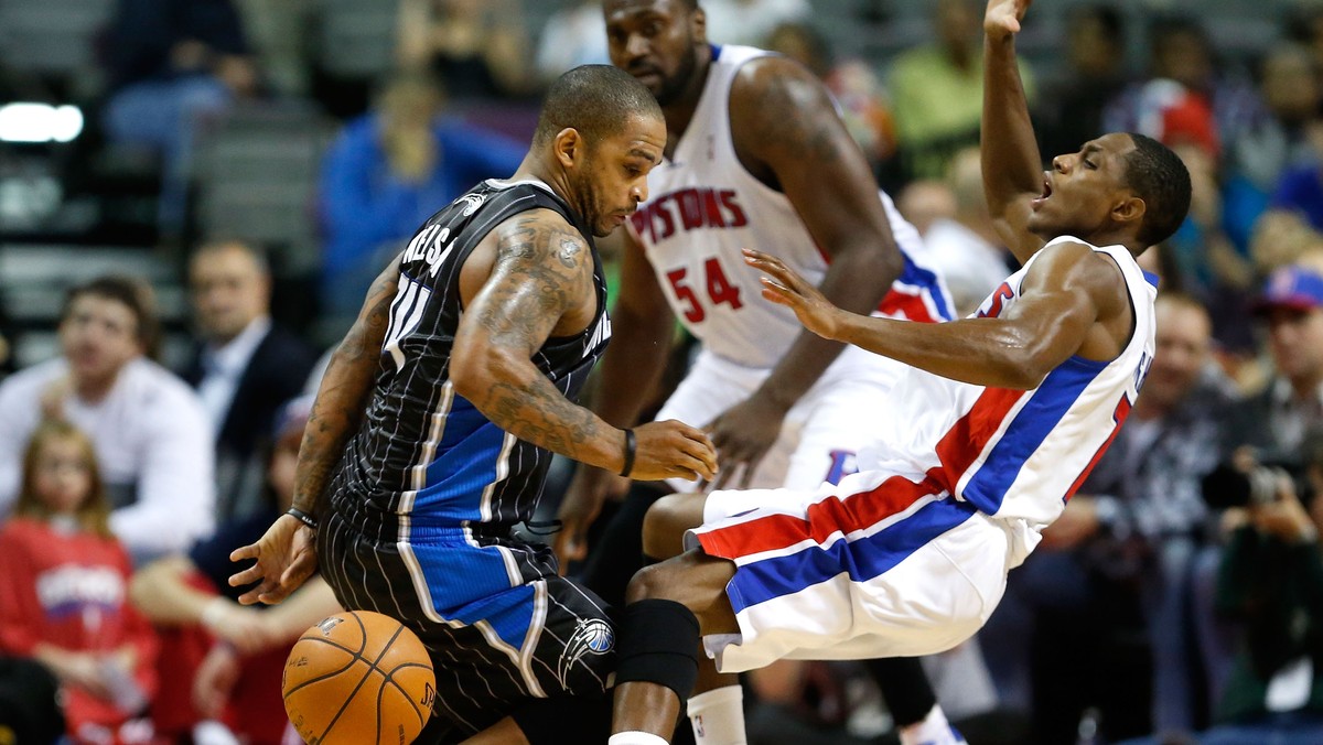 Trwa walka o finalne rozstawienie w obu konferencjach. Duże przetasowania wciąż są możliwe na Wschodzie. Detroit Pistons wygrali z Orlando Magic 108:104 i depczą po piętach Indiana Pacers, Boston Celtics ograli New Orleans Pelicans i wciąż mają nadzieje na wyprzedzenie Atlanta Hawks. Ostatnia prosta w Konferencji Wschodniej może jeszcze przynieść spore zmiany w końcowym układzie tabeli.