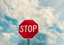 Kiedy cudzoziemcowi można odmówić wjazdu na terytorium Polski?