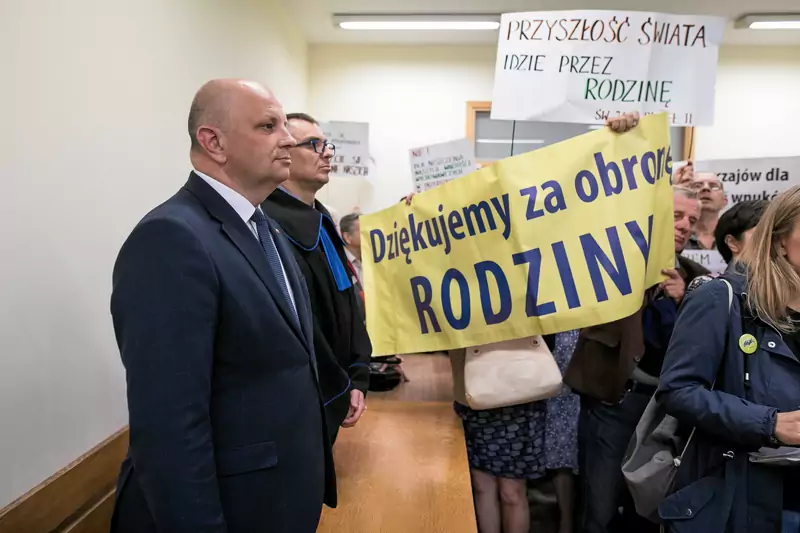Radny PiS Tomasz Pitucha został skazany za słowa o tym, że Bartosz Staszewski, organizator marszu równości w Lublinie, wspiera pedofilię
