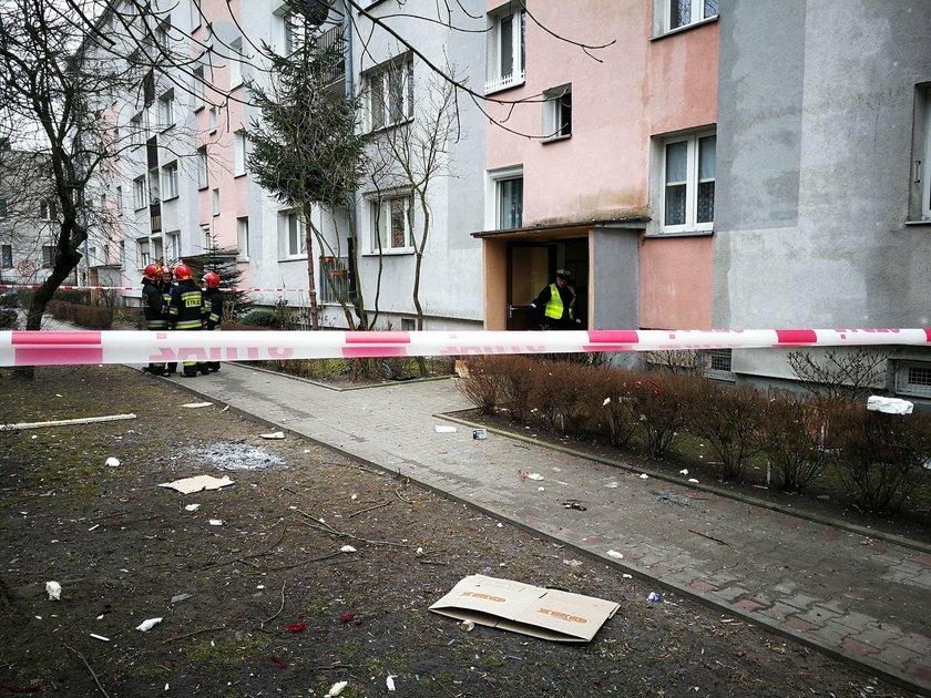 Eksplozja gazu w bloku przy ul. Dąbrowskiego w Łodzi