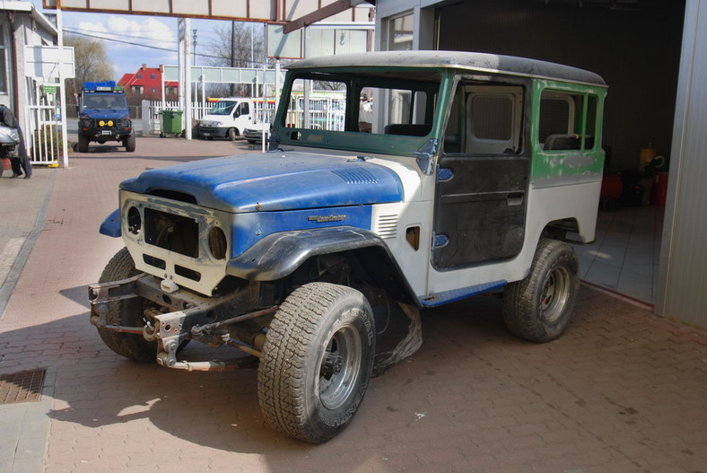 Land Cruiser BJ42 - renowacja