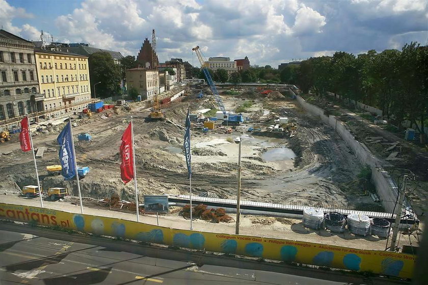 Wrocław, billboardy, budowa, inwestycje, promocja