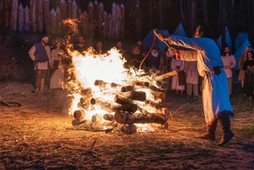 Rekonstrukcja słowiańskich obyczajów