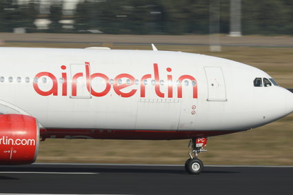 Już kilkunastu chętnych, by przejąć Air Berlin. Nie trafi wyłącznie w ręce Lufthansy