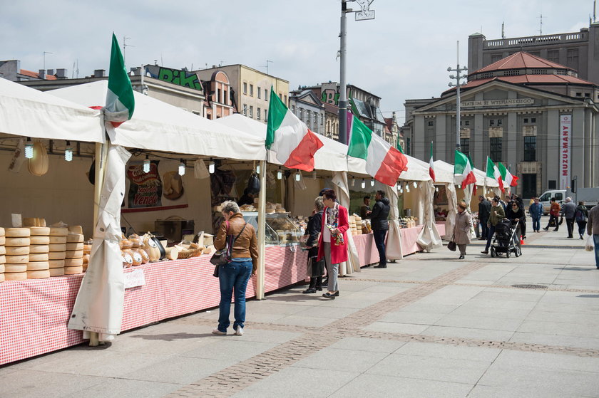 Jarmark włoski na rynku w Katowicach