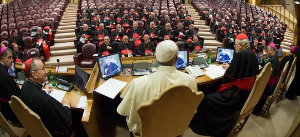 Abp Stanisław Gądecki wywołał burzę na synodzie. Czy wytłumaczy się ze swoich słów?