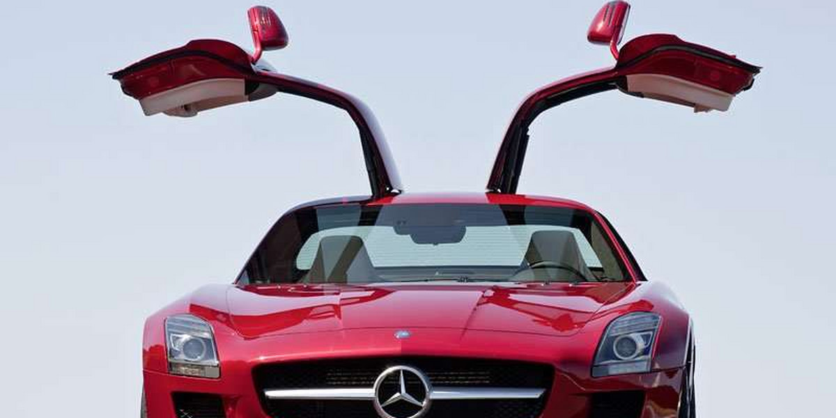 Mercedes-Benz SLS AMG pojedzie na prąd