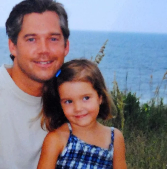  Nikol Brajdon Blum sa ocem