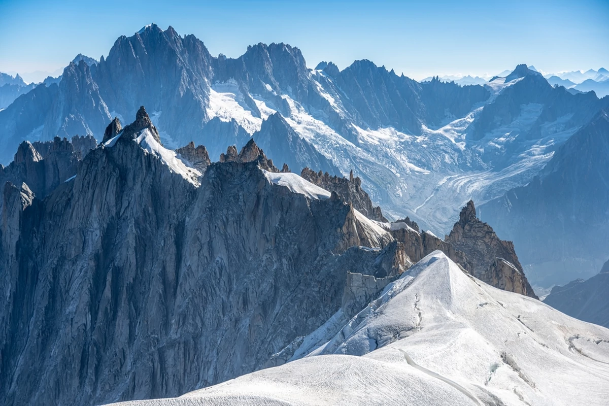  Tragiczny wypadek na Mont Blanc. Bryła lodu przygniotła alpinistę