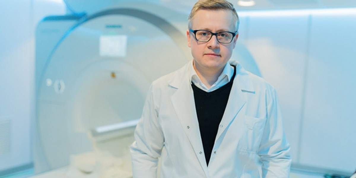 Paweł Soluch, CEO Neuro Device. Jego firma specjalizuje się w rozwoju innowacyjnych rozwiązań z zakresu terapii, diagnostyki i badań naukowych dotyczących mózgu i centralnego układu nerwowego.