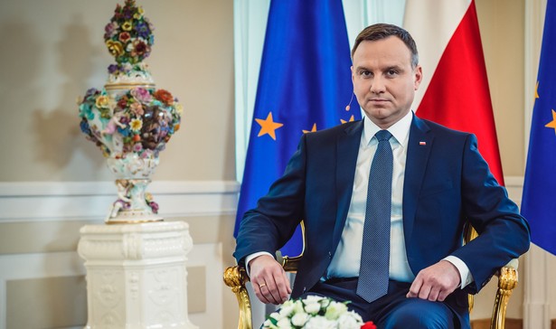 Andrzej Duda w Londynie. Weźmie udział w uroczystościach koronacyjnych, spotka się z premierami Wielkiej Brytanii i Kanady