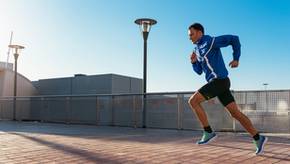 Beliebte Laufjacken für Herren im Vergleich