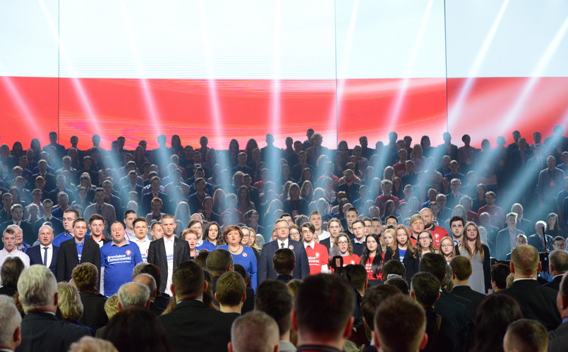 W hali EXPO w Warszawie zebrało się blisko 4 tysiące działaczy i sympatyków Platformy Obywatelskiej...