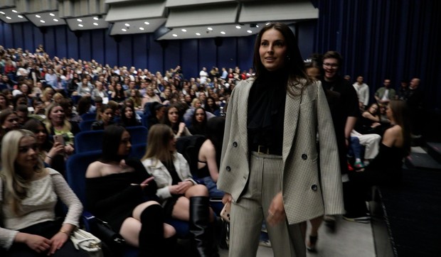 Džejla Ramović stigla na koncert Jakova Jozinovića